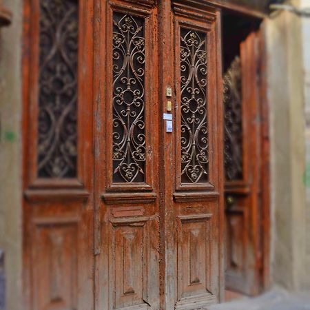 Nino'S Apartment In The Center Of Tbilisi ภายนอก รูปภาพ